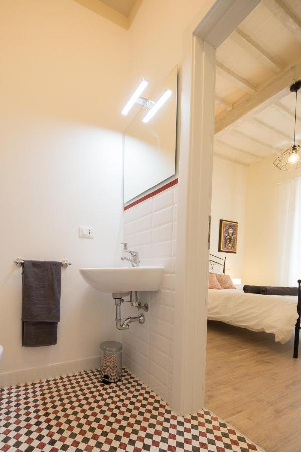 B&B In Acquaviva Livorno Eksteriør bilde