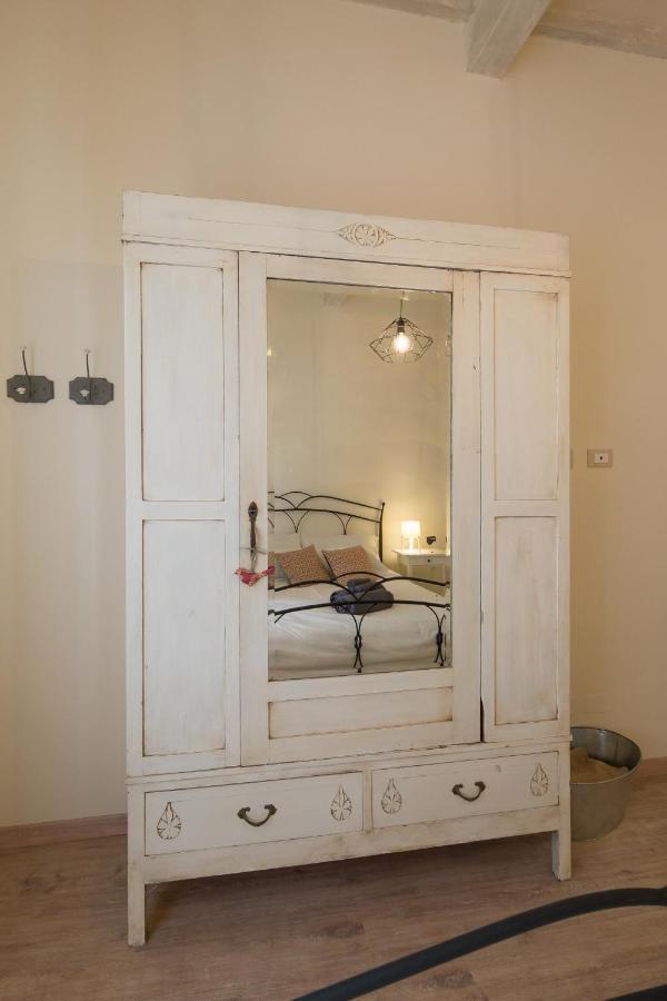 B&B In Acquaviva Livorno Eksteriør bilde